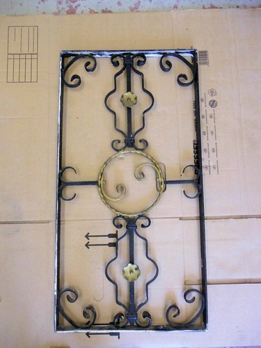 Vecchia griglia per porta